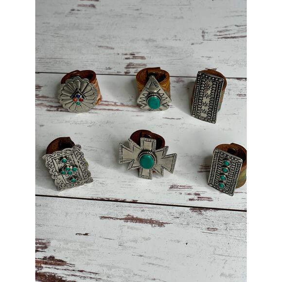 Western Southwestern Hat Hugger Wild Rag Scarf Slide Cross Stone Etched Concho - Picture 6 of 7